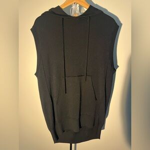 Sleeveless Black Hoodie Tunic